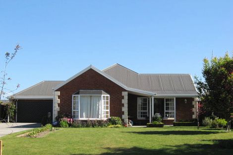 Photo of property in 15 Busby Place, Kaiapoi, 7630