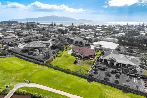 Photo of property in 38 Titoki Road, Waikanae Beach, Waikanae, 5036