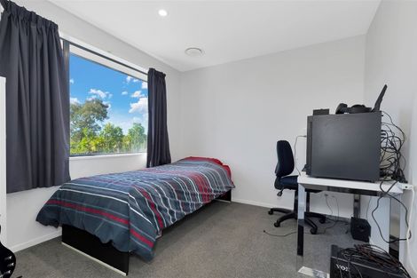 Photo of property in 66 Queens Avenue, Waikuku Beach, 7402