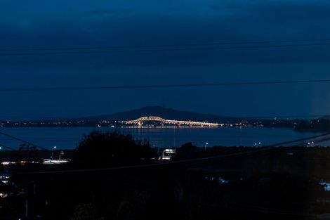 Photo of property in 1a Wakeling Avenue, Te Atatu South, Auckland, 0610