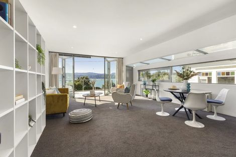Photo of property in 491 Karaka Bay Road, Karaka Bays, Wellington, 6022