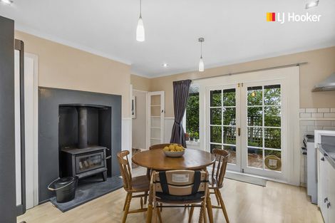 Photo of property in 10 Glen Road, Mornington, Dunedin, 9011