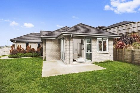 Photo of property in 4 Mcneish Place, Pokeno, 2402