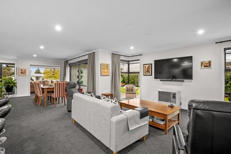 Photo of property in 76 Shields Street, Clyde, 9330