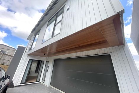 Photo of property in 43 Waller Avenue, Bucklands Beach, Auckland, 2012