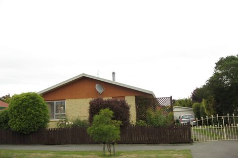 Photo of property in 11 Cowes Street, Avondale, Christchurch, 8061