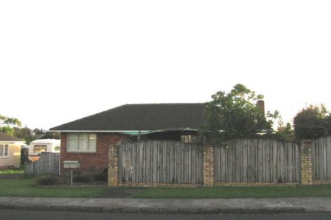 Photo of property in 3 Poto Street, Te Atatu South, Auckland, 0610