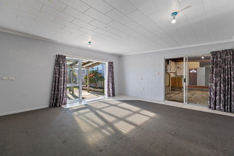 Photo of property in 53 Blake Street, Waitara, 4320