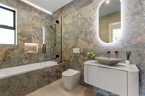 Photo of property in 1/61 Eely Point Road, Wanaka, 9305