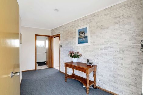 Photo of property in 53 Hartley Terrace, Massey, Auckland, 0614