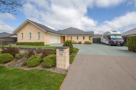 Photo of property in 55 Oakwood Drive, Rangiora, 7400