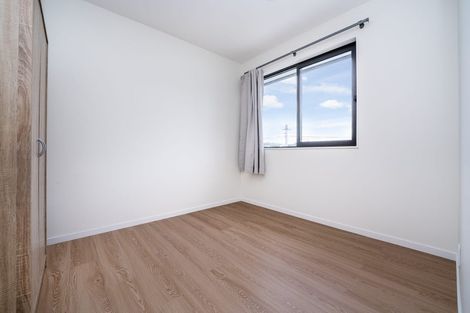 Photo of property in 2c/3 Blanc Road, Silverdale, 0932