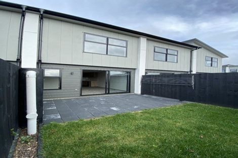 Photo of property in 6/66 Metcalfe Road, Ranui, Auckland, 0612