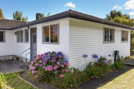Photo of property in 2 Owhiti Street, Titahi Bay, Porirua, 5022