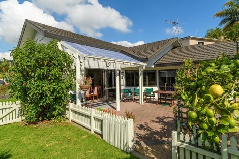 Photo of property in 32 Highgrove Place, Bethlehem, Tauranga, 3110