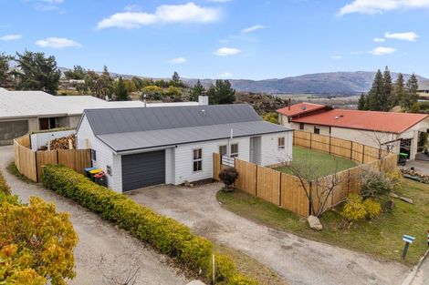 Photo of property in 10a Lanes Road, Bridge Hill, Alexandra, 9320