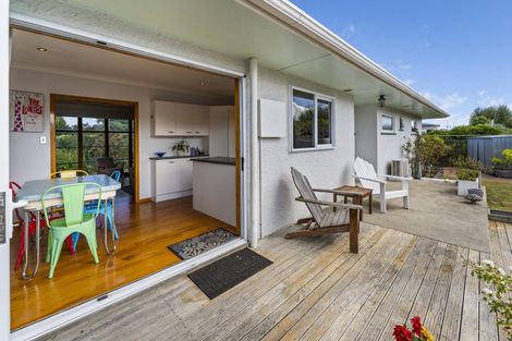 Photo of property in 13 Keats Crescent, Stoke, Nelson, 7011