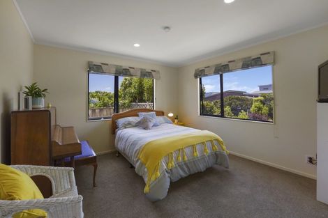 Photo of property in 31 The Masthead, Whitby, Porirua, 5024