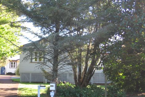 Photo of property in 101 Konini Road, Titirangi, Auckland, 0604