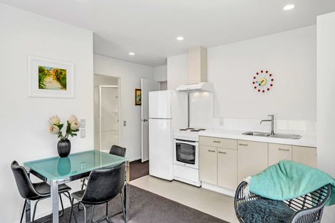 Photo of property in 21 Hendrika Court, Hobsonville, Auckland, 0618