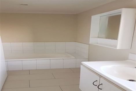 Photo of property in 38 Springs Road, Hornby, Christchurch, 8042