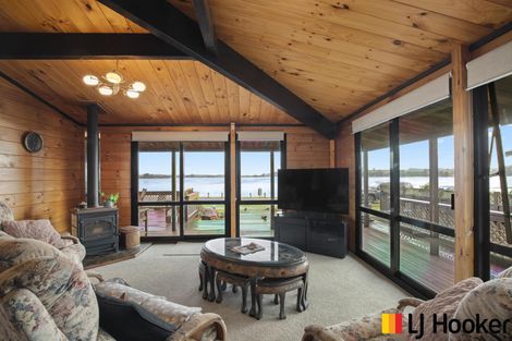 Photo of property in 22 Rangiwhea Road, Waiuku, 2123