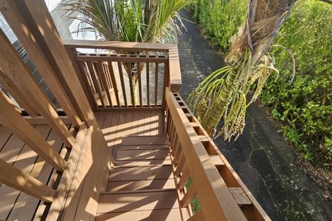 Photo of property in 2/25 Moire Road, Massey, Auckland, 0614