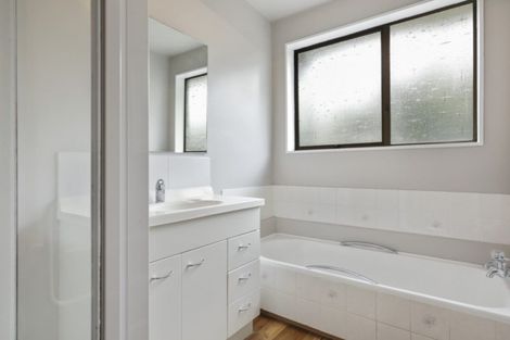 Photo of property in 1/22 Camrose Place, Ilam, Christchurch, 8041