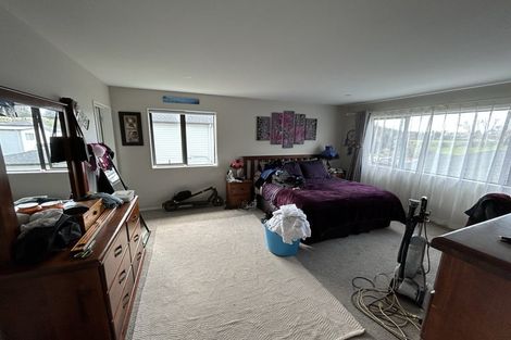 Photo of property in 4 St Claire Road, Silverdale, 0932