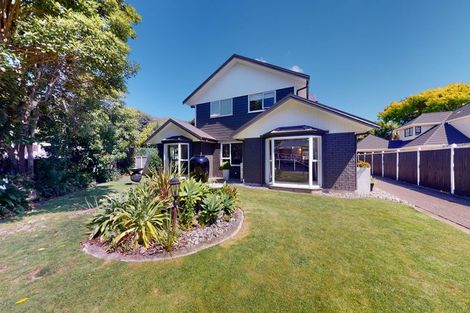 Photo of property in 216 Waiwhetu Road, Waterloo, Lower Hutt, 5011