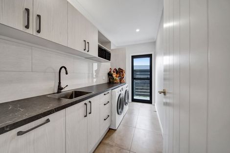 Photo of property in 22a Larlin Drive, Hawera, 4675