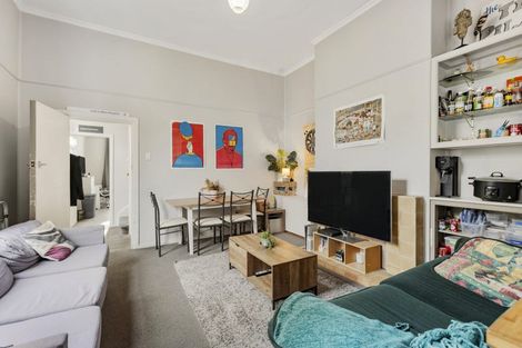 Photo of property in 35 Colombo Street, Newtown, Wellington, 6021