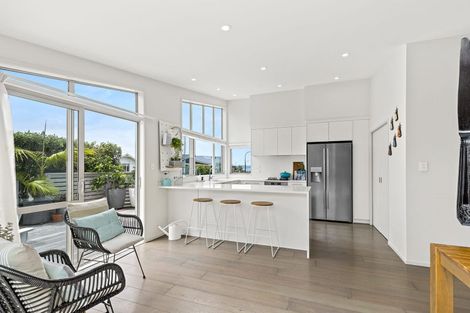 Photo of property in 11 Trevally Place, Snells Beach, 0920