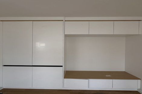 Photo of property in 20 Edwards Avenue, Henderson, Auckland, 0610