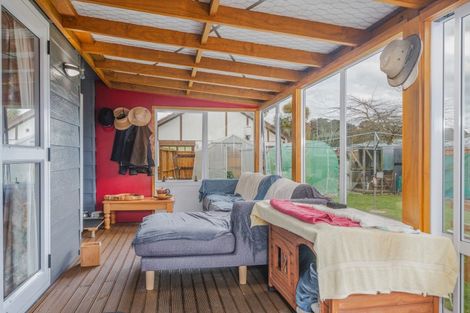 Photo of property in 9 Maire Street, Pahiatua, 4910