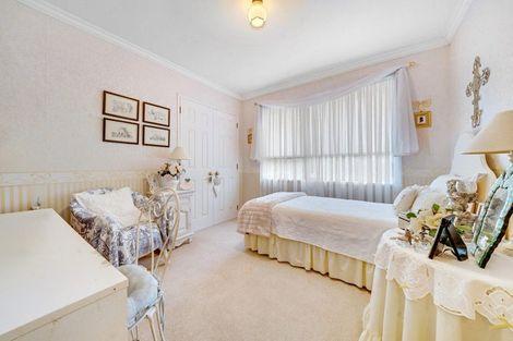 Photo of property in 2/13 Hamilton Road, Papatoetoe, Auckland, 2025