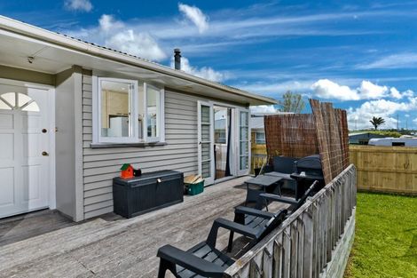 Photo of property in 23a Statesman Street, Henderson, Auckland, 0612