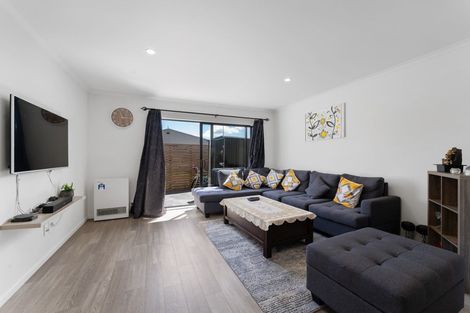 Photo of property in 19/9u Surrey Street, Tawa, Wellington, 5028