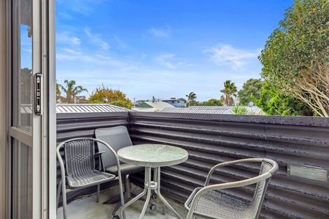 Photo of property in 42b Simpson Road, Papamoa Beach, Papamoa, 3118