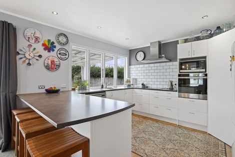 Photo of property in 18 Richmond Street, Cambridge, 3434