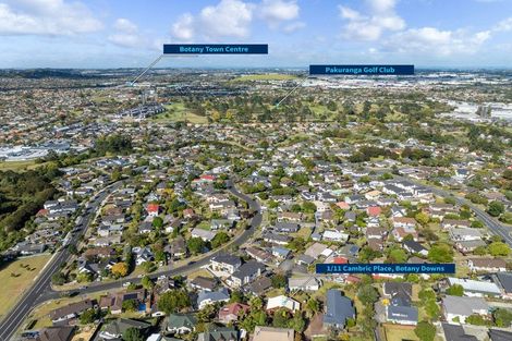 Photo of property in 1/11 Cambric Place, Botany Downs, Auckland, 2010