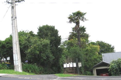 Photo of property in 2/147 Ocean View Road, Hillcrest, Auckland, 0627