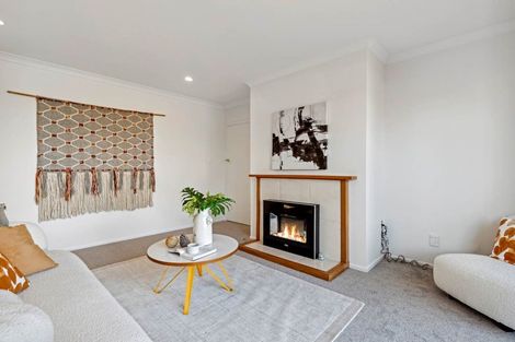 Photo of property in 31 Tiraumea Drive, Pakuranga, Auckland, 2010
