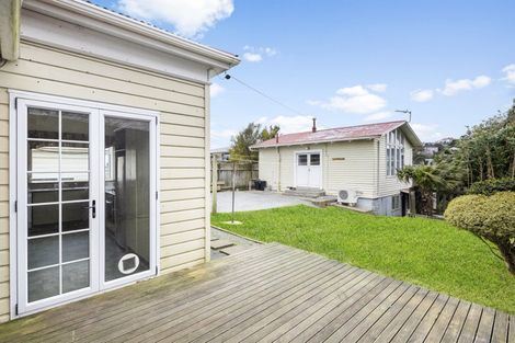 Photo of property in 31 Todman Street, Brooklyn, Wellington, 6021