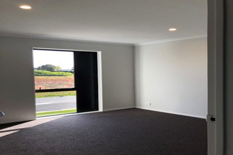 Photo of property in 8 Te Rito Road, Hobsonville, Auckland, 0616