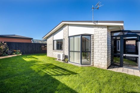 Photo of property in 1 Mangorei Road, Merrilands, New Plymouth, 4312
