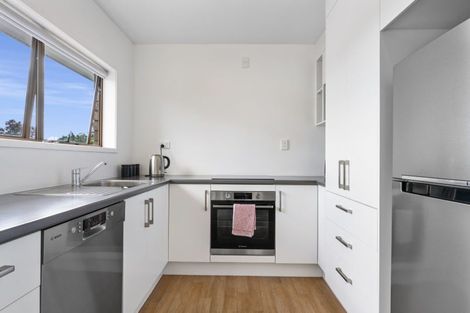 Photo of property in 16 Graham Place, Bellevue, Tauranga, 3110