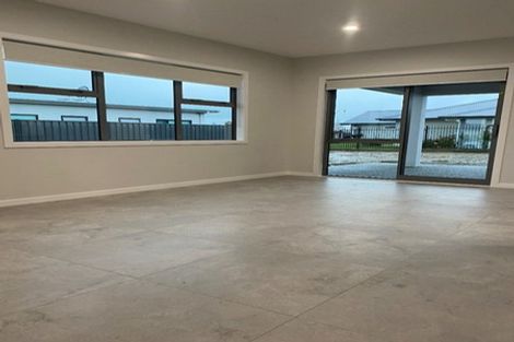 Photo of property in 1 Rangataiki Place, Awatoto, Napier, 4110