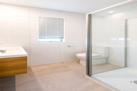 Photo of property in 9 Waituarua Drive, Takanini, 2112