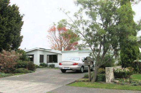 Photo of property in 35 Chester Street, Taradale, Napier, 4112